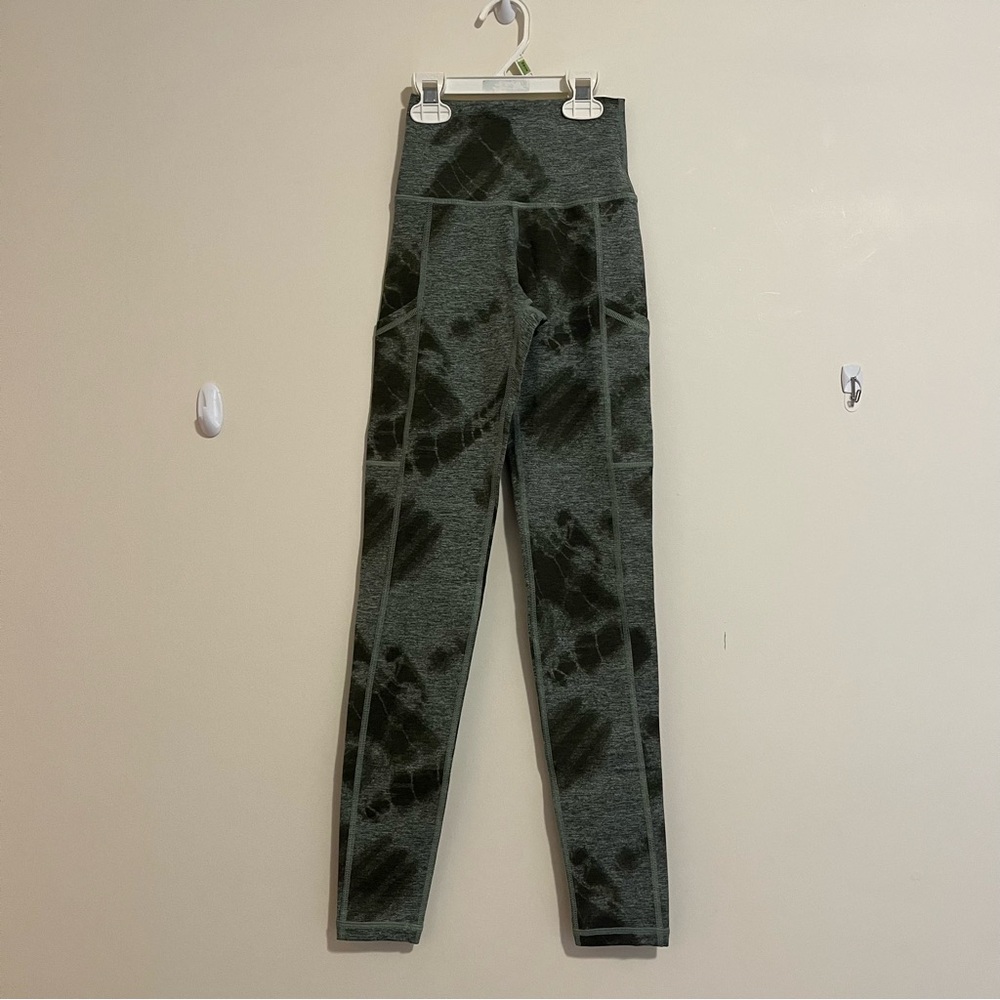 Aerie Offline Leggings Women's XXS Green Tie Dye The Hugger Legging Hi-Rise